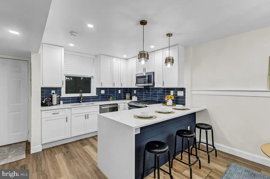 3637 Edison St, Alexandria, VA 22305 - #2