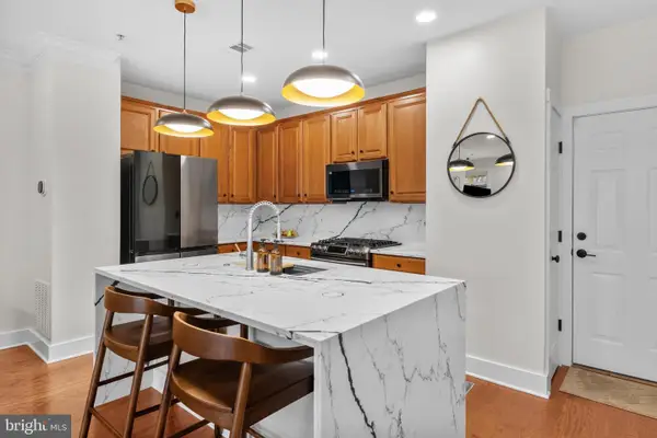 413 Cameron Station Blvd, ALEXANDRIA, VA 22304