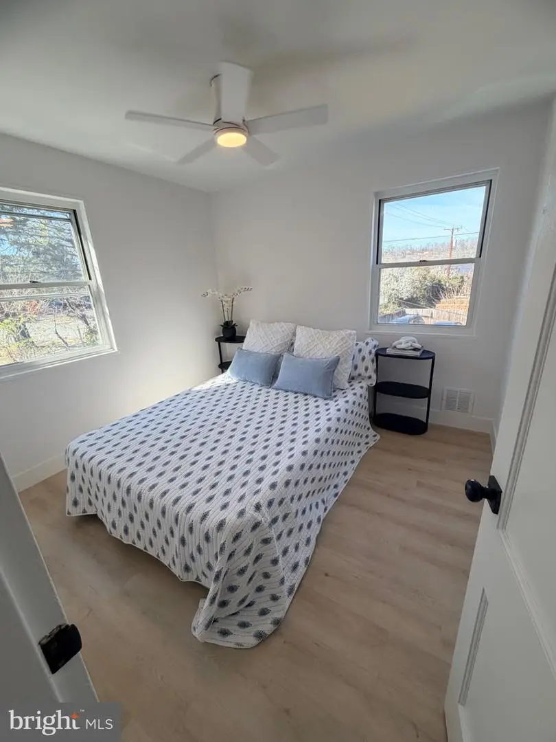 3650 Edison St, Alexandria, VA 22305 - #3