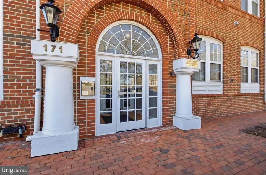 171 Somervelle St #209, Alexandria, VA 22304 - #3