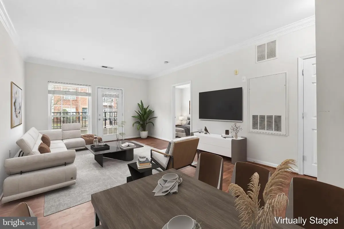 4862 Eisenhower Ave #264, Alexandria, VA 22304 - #1