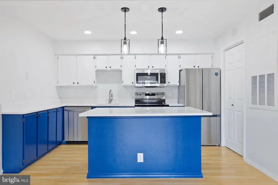 3306 Wyndham Cir #326, Alexandria, VA 22302 - #2