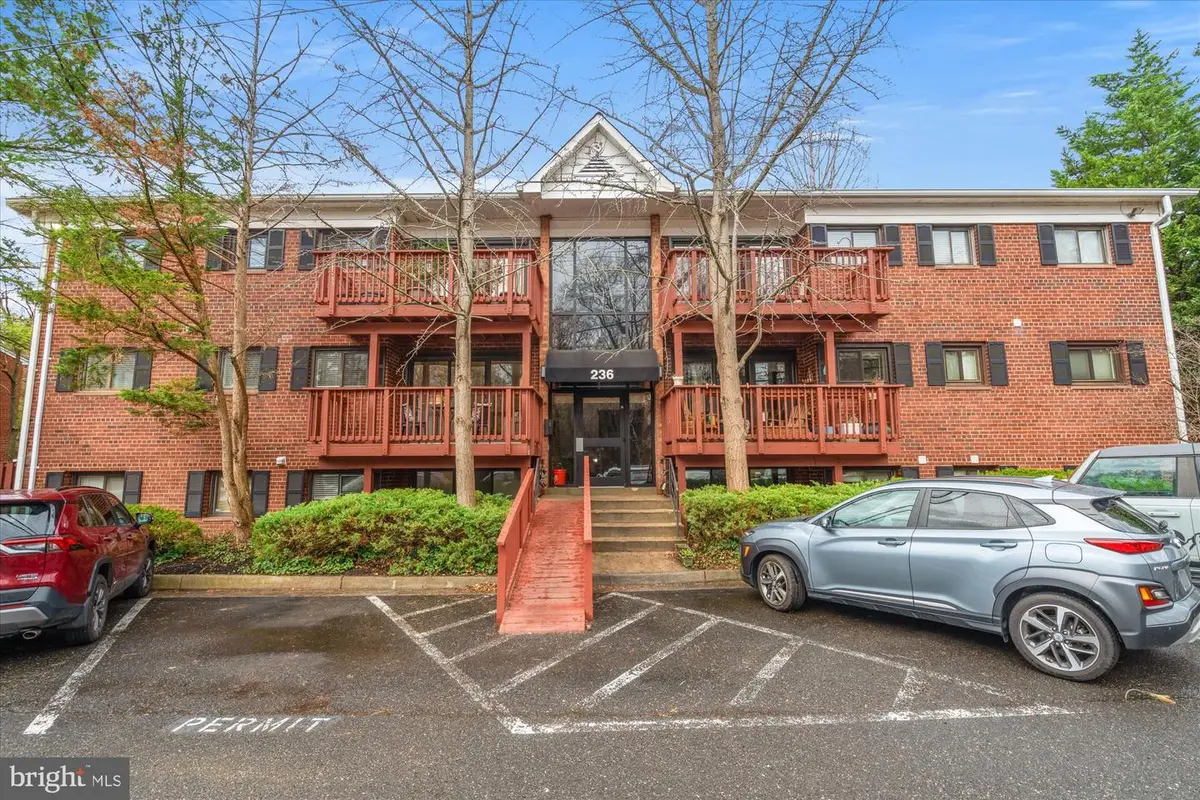 236 W Taylor Run Pkwy #3, Alexandria, VA 22314 - #1