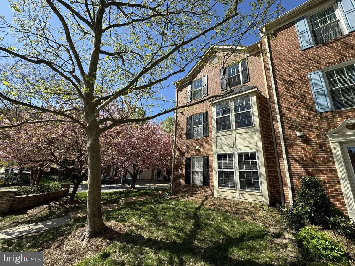 1331 Argall Pl, Alexandria, VA 22314 - #1