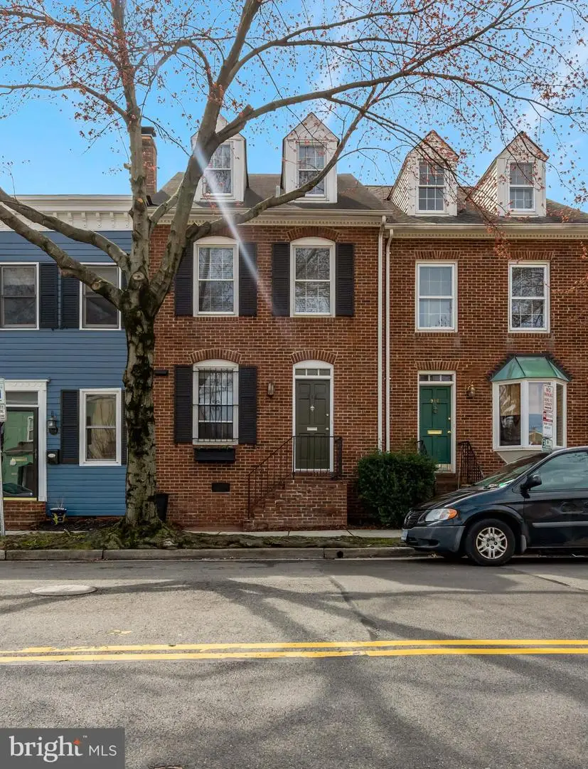 916 Pendleton St, Alexandria, VA 22314 - #1