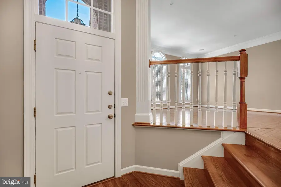 718 Hawkins Way, Alexandria, VA 22314 - #2