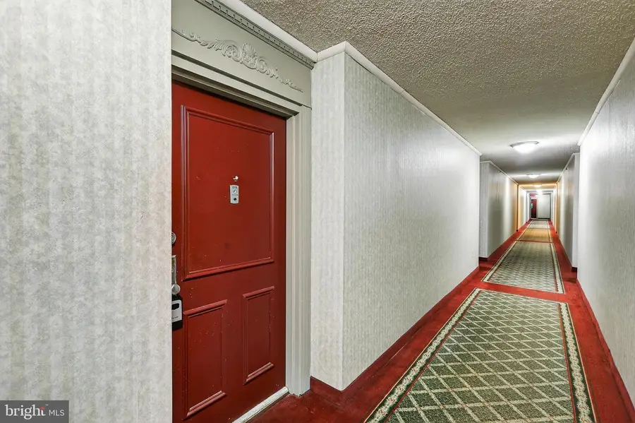1225 Martha Custis Dr #604, Alexandria, VA 22302 - #2