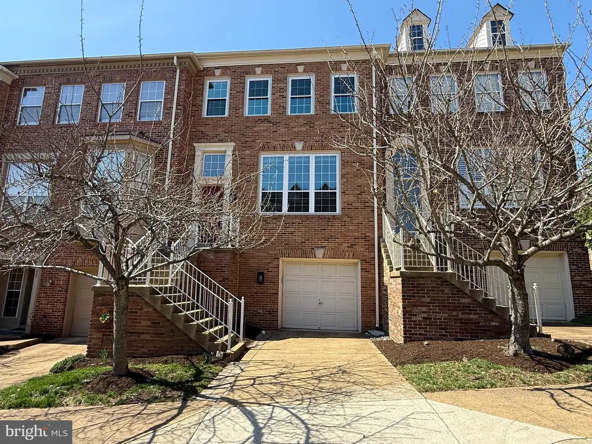 19 Arell Ct, Alexandria, VA 22304 - #1