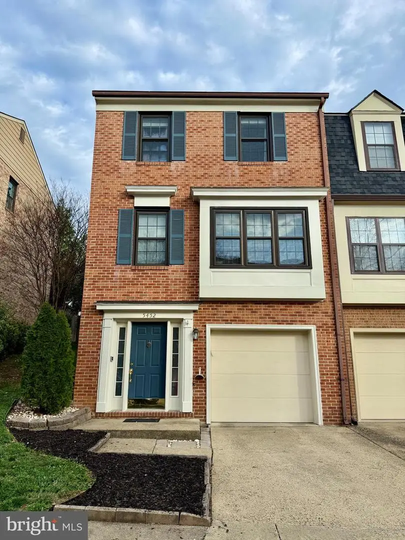 5452 Barrister Pl, Alexandria, VA 22304 - #1