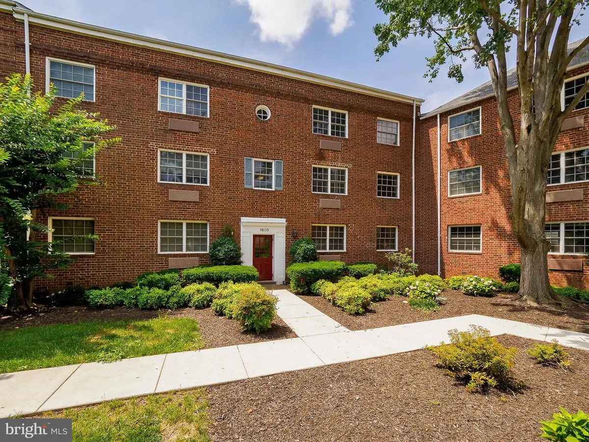 1608 W Abingdon Dr #102, Alexandria, VA 22314 - #1