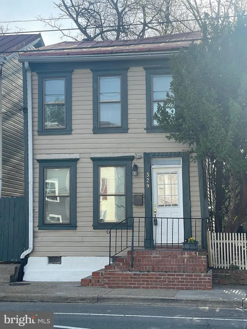 329 N Patrick St, Alexandria, VA 22314 - #1