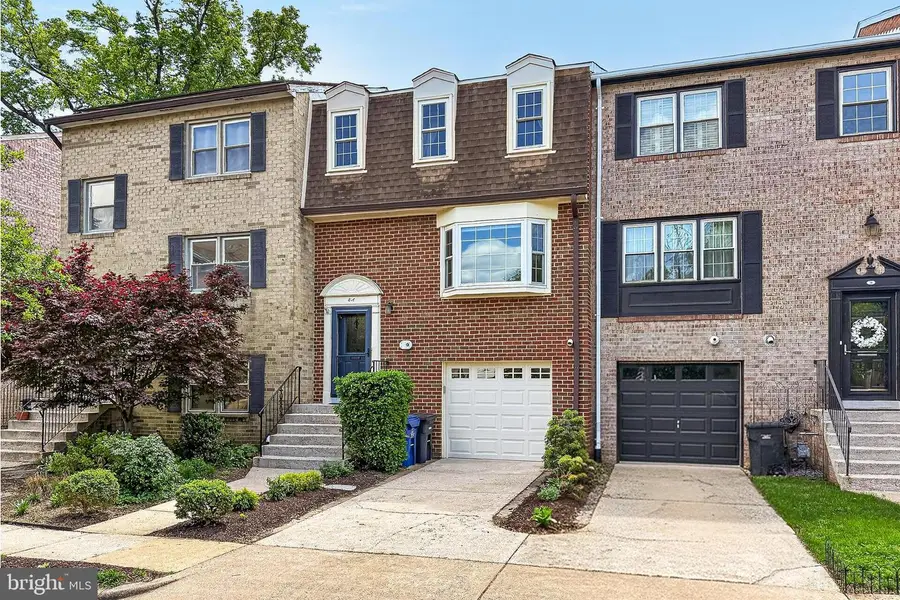 8 W Chapman St #a, Alexandria, VA 22301 - #2