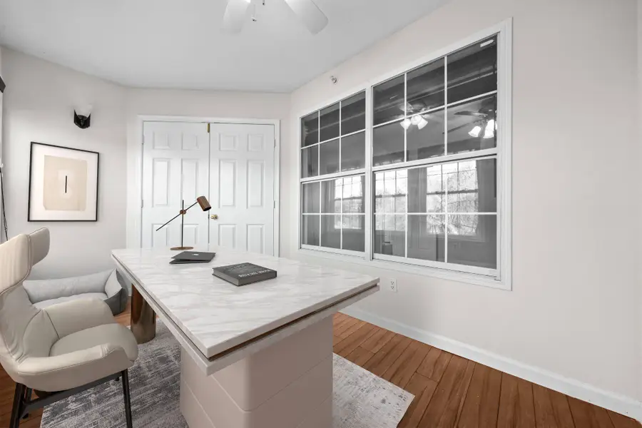 3315 Wyndham Cir #1223, Alexandria, VA 22302 - #3