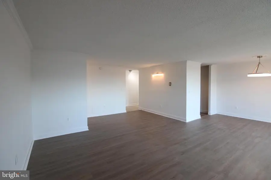 1225 Martha Custis Dr #320, Alexandria, VA 22302 - #2