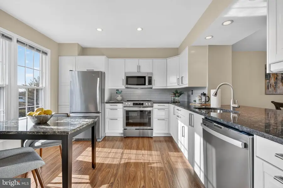 7 S Floyd St, Alexandria, VA 22304 - #2