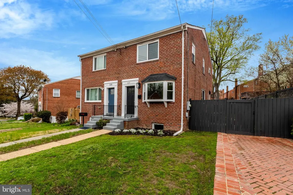 27 S French St, Alexandria, VA 22304 - #1