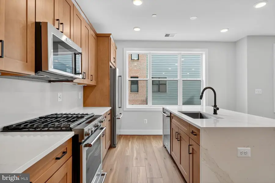 144 Pepperell St, Alexandria, VA 22304 - #3