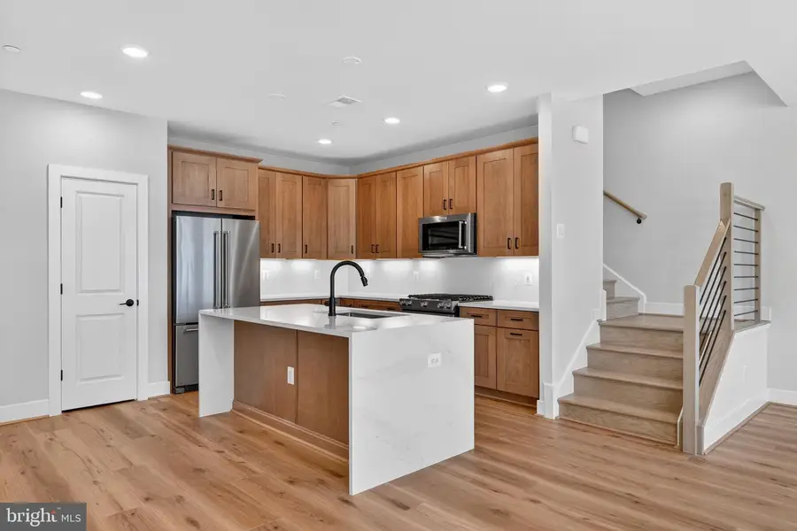 146 Pepperell St, Alexandria, VA 22304 - #2