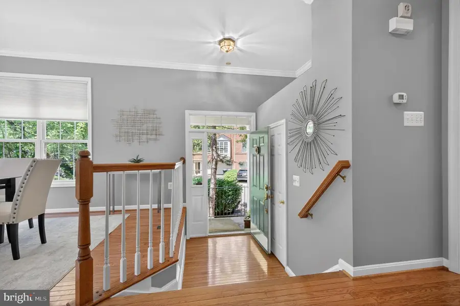 428 Clayton Ln, Alexandria, VA 22304 - #3