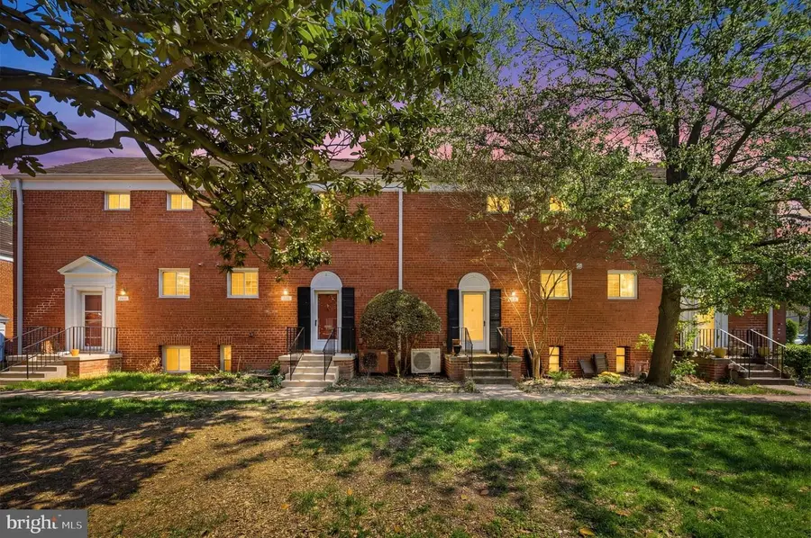 1615 Mount Eagle Pl, Alexandria, VA 22302 - #3