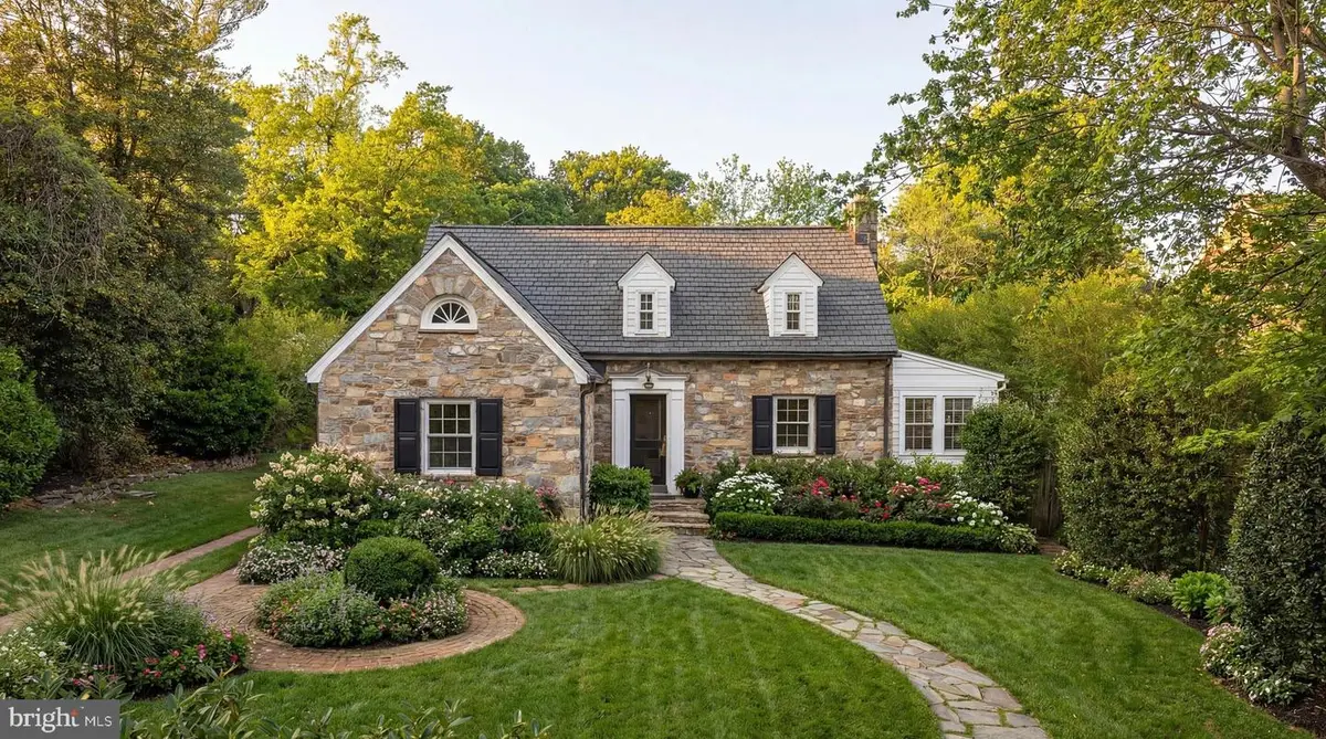 203 W Mason Ave, Alexandria, VA 22301 - #1