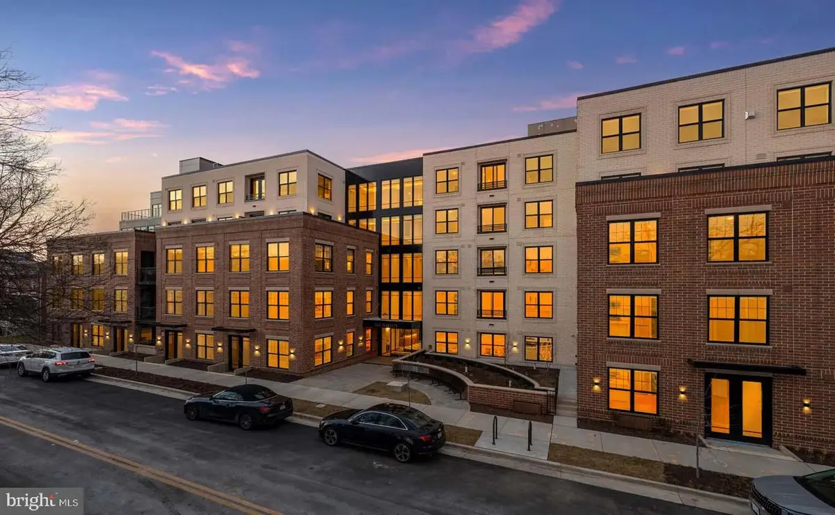 811 N Columbus St #307, Alexandria, VA 22314 - #1