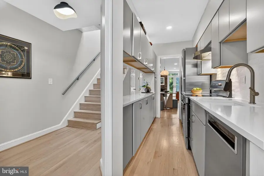 215 S Payne St S, Alexandria, VA 22314 - #3