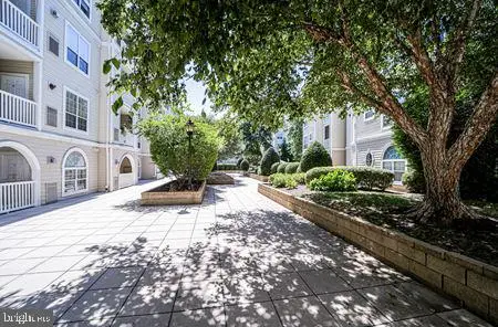 4550 Strutfield Ln, ALEXANDRIA, VA 22311