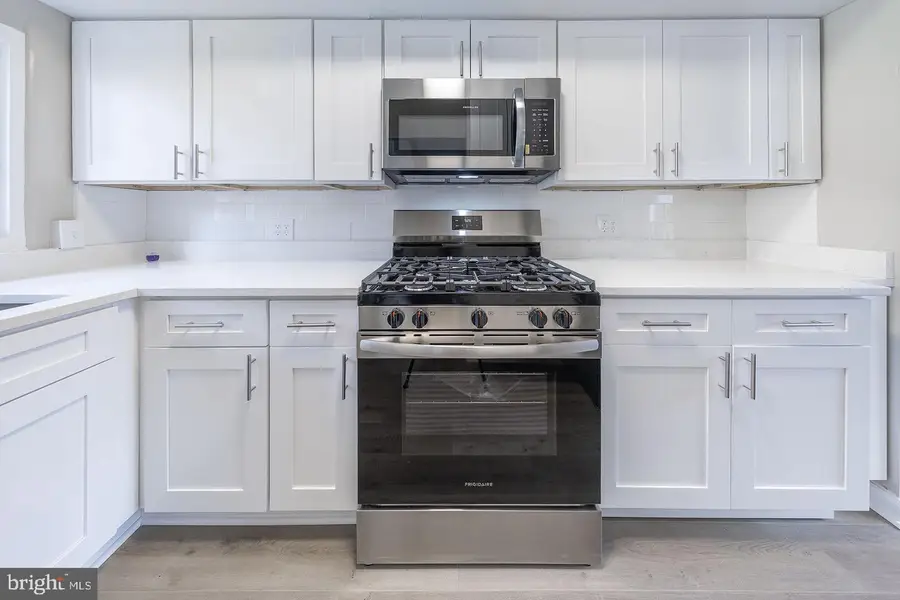 1604 Preston Rd, Alexandria, VA 22302 - #2