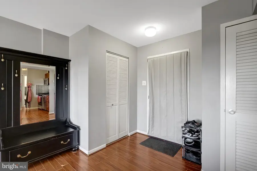 5340 Holmes Run Pkwy #919, Alexandria, VA 22304 - #2