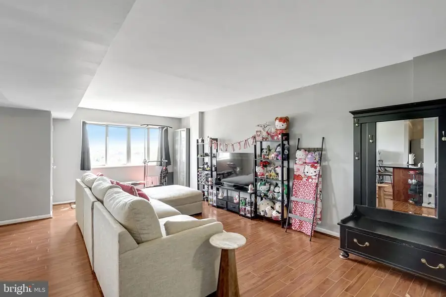 5340 Holmes Run Pkwy #919, Alexandria, VA 22304 - #3