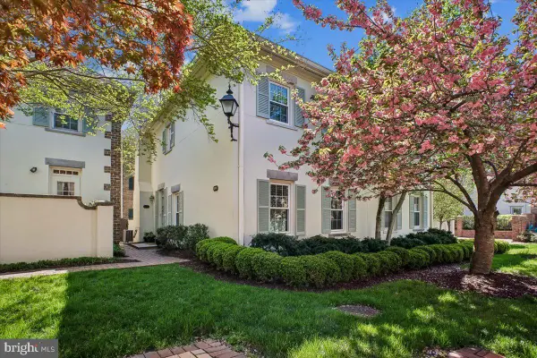 1014 N Royal St, ALEXANDRIA, VA 22314