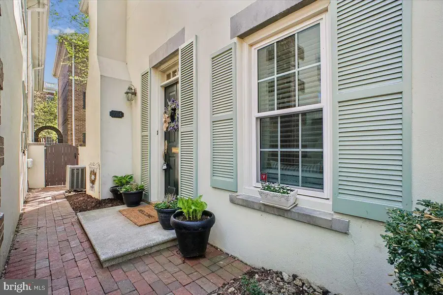 1014 N Royal St, Alexandria, VA 22314 - #2