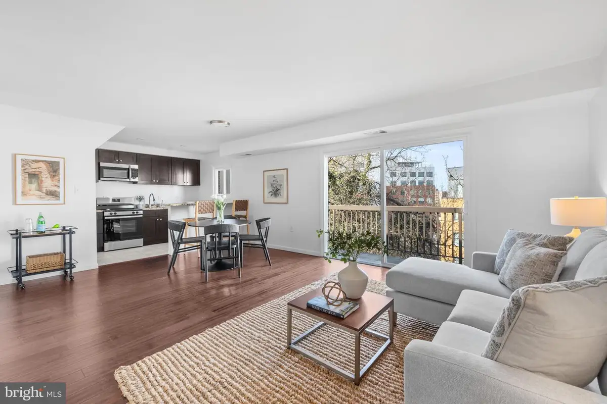 3330 S 28th St #403, Alexandria, VA 22302 - #1