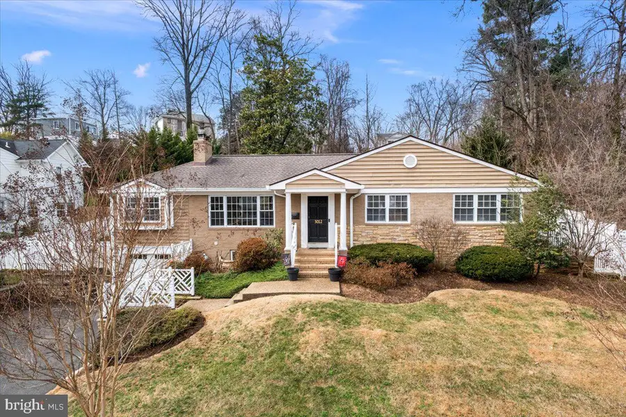 3012 Russell Rd, Alexandria, VA 22305 - #2
