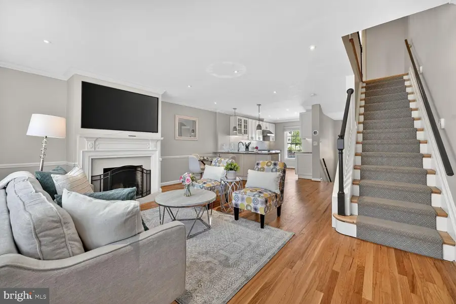 204 Green St, Alexandria, VA 22314 - #3