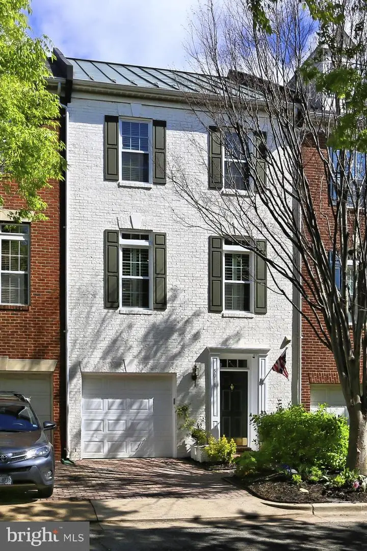 5011 Waple Ln, Alexandria, VA 22304 - #2