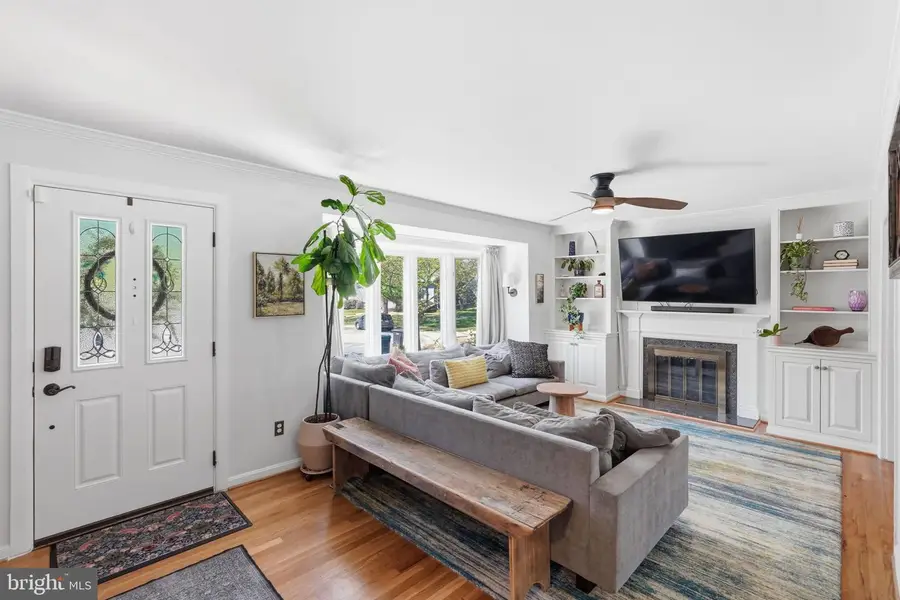 629 Prospect Pl, Alexandria, VA 22304 - #3