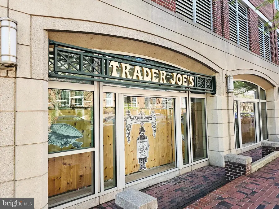 801 N Pitt St #803, Alexandria, VA 22314 - #3