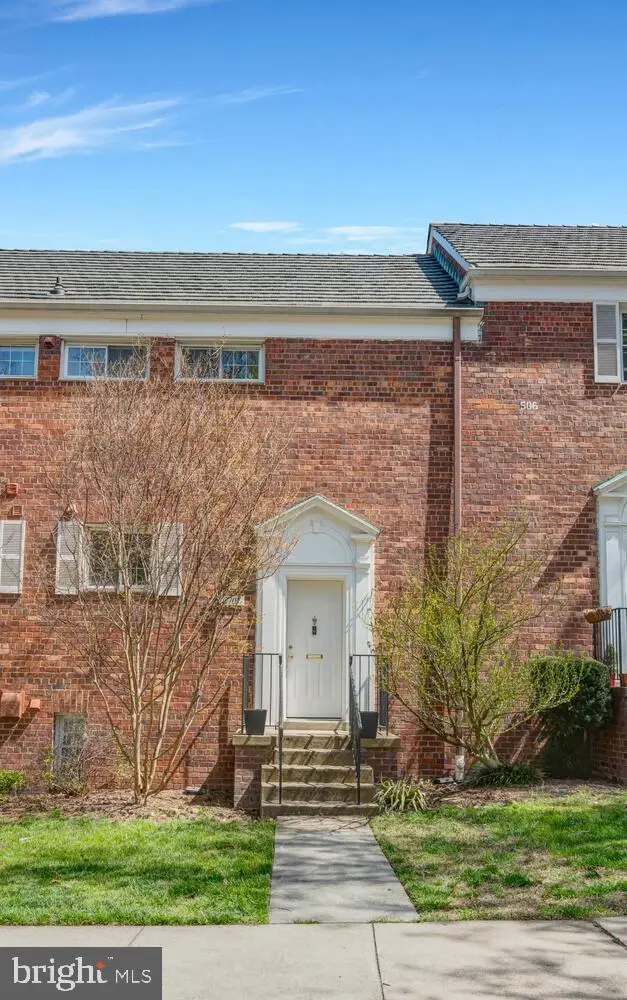 3707 Holmes Ln, Alexandria, VA 22302 - #2