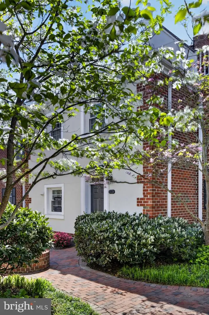 1044 N Royal St, Alexandria, VA 22314 - #1