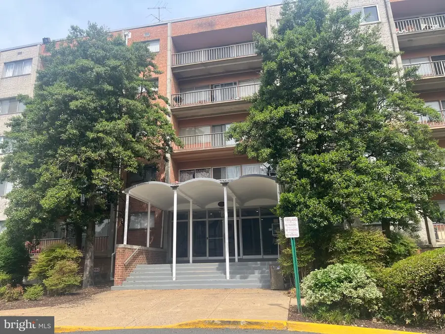 5851 Quantrell Ave #406, Alexandria, VA 22312 - #2