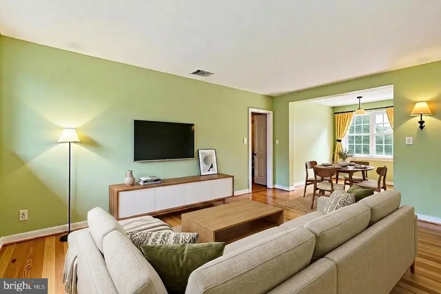 19 Auburn Ct #a, Alexandria, VA 22305 - #2