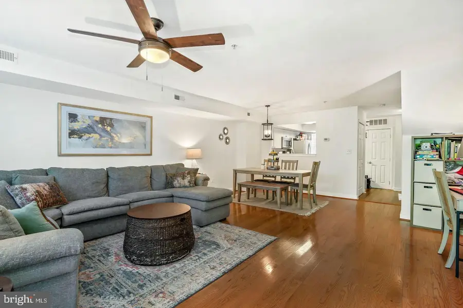 6327 Stevenson Ave #d, Alexandria, VA 22304 - #3