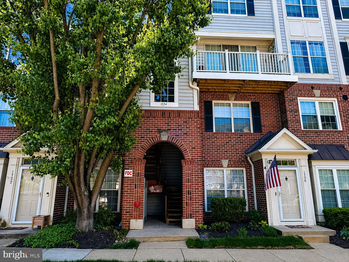 1734 Kingsgate Ct #302, Alexandria, VA 22302 - #1