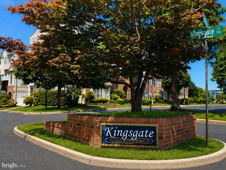 1734 Kingsgate Ct #302, Alexandria, VA 22302 - #3