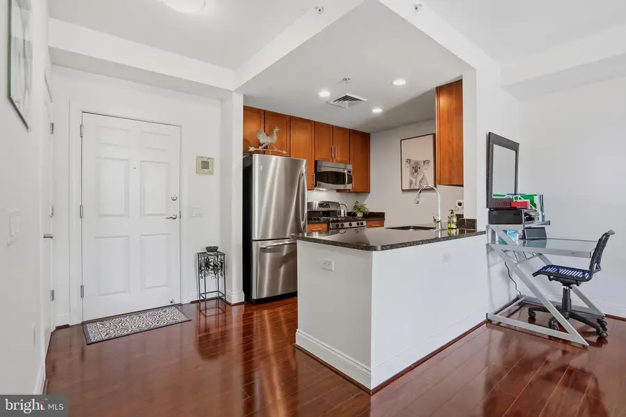 1111 Oronoco St #427, Alexandria, VA 22314 - #3