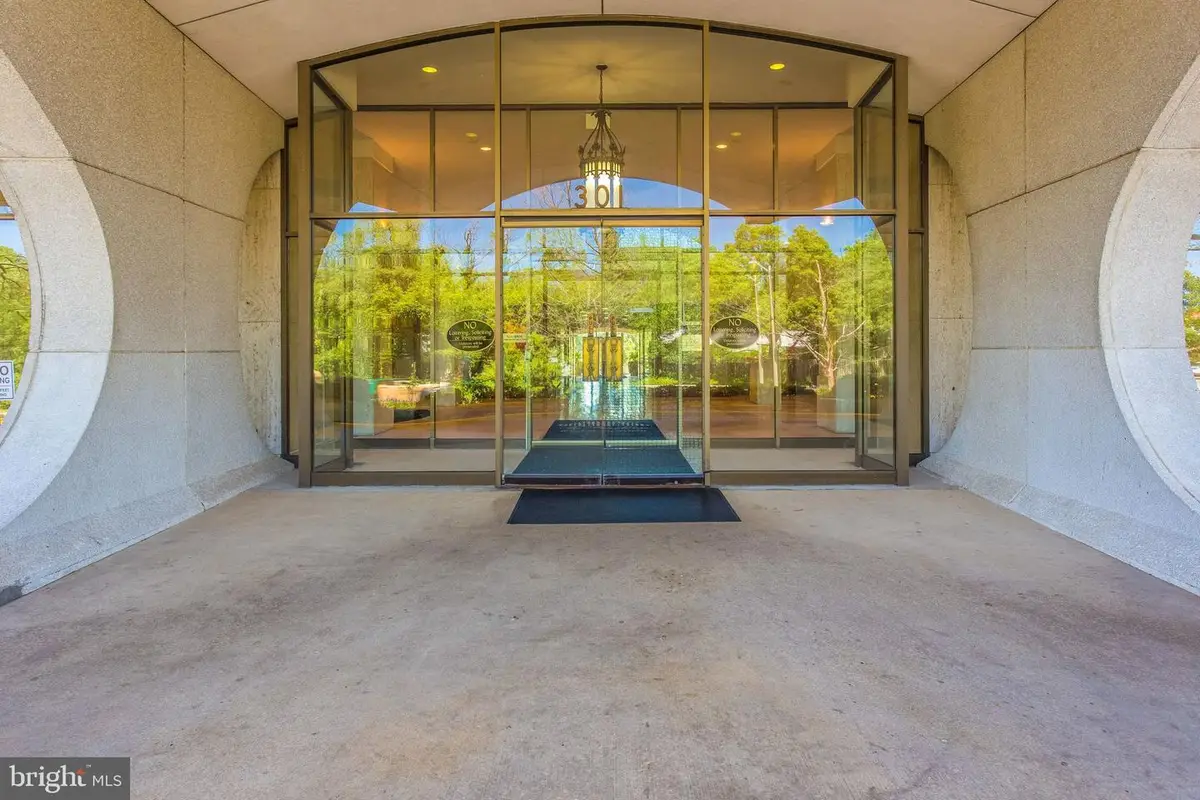 301 N Beauregard St #208, Alexandria, VA 22312 - #1