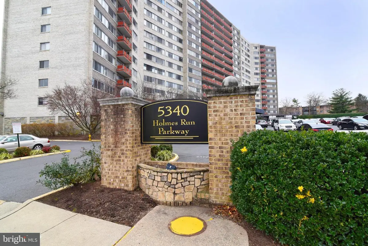 5340 Holmes Run Pkwy #1102, Alexandria, VA 22304 - #1