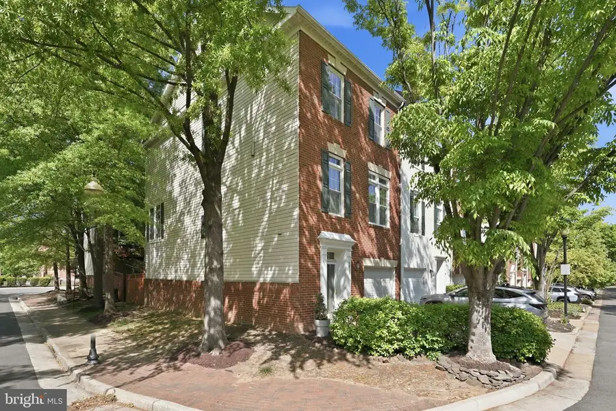 5013 Waple Ln, Alexandria, VA 22304 - #3